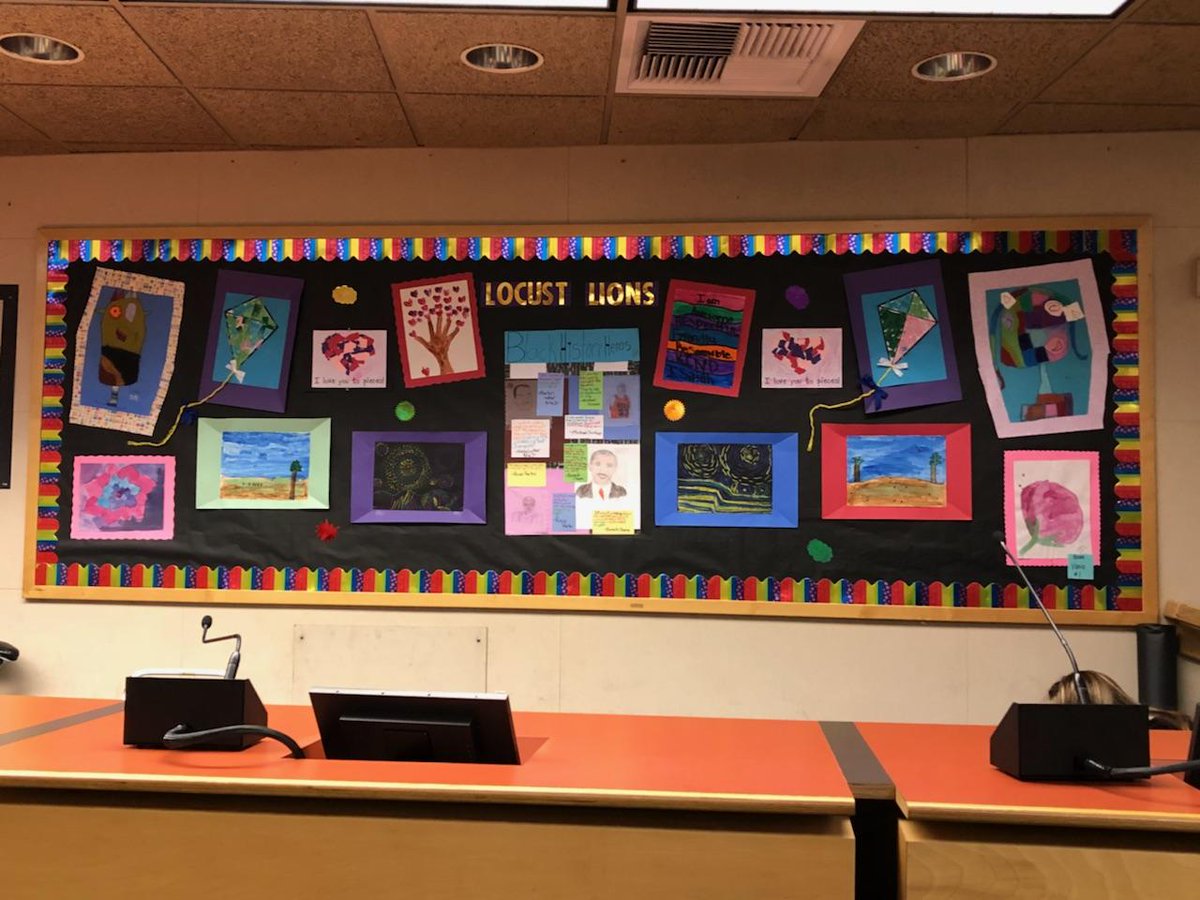 FUSD_Locust's tweet photo. @FUSD_Locust Display board was put up @FontanaUnified with help from our PTA parents and our bilingual community aide.  They were great working as a team and it looks awesome!!!!! https://t.co/VTm4lKwAUO