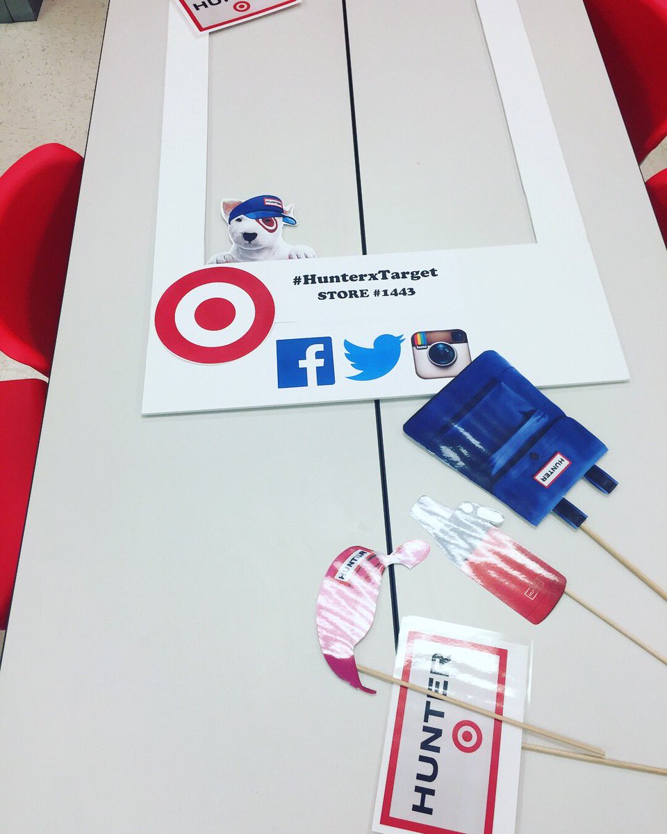 TargetVM_Philly's tweet photo. Nothing like a Hunter photoshoot, Hunter paper doll activity and of course Hunter props to get us in gear for the launch! @target #hunterxtarget #targetmerchandise #targetstyle #bullseye #g493sofreshandsoclean #hunter #hunterboots #philadelphia #wearetarget https://t.co/hadcqUhNuL