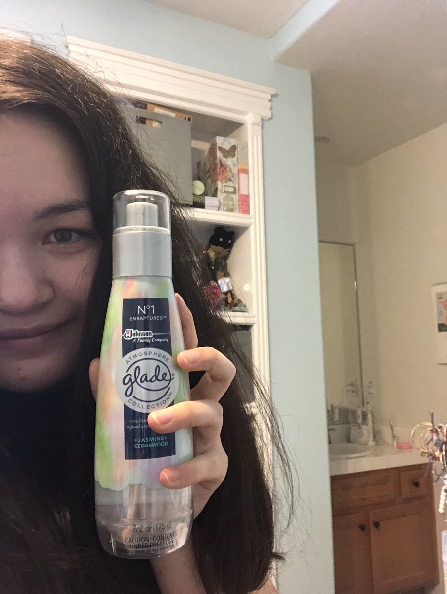 maya18ml's tweet photo. The Glade® Atmosphere Collection™ Fine Fragrance Mist in Enraptured (Jasmine &amp; Cedarwood) makes my bedroom smell like a secret garden! I love how it transforms my space! #GotItFree @Glade https://t.co/JnJQ9yUnqF