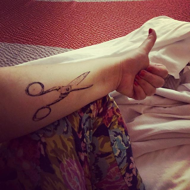 laurendurrdesig's tweet photo. Fed in more ways than just belly tonight, everyone should have an experience like Craftcation, art, community, celebrating, creating😍❤️❤️❤️ @dearhandmadelife thank you and everyone who works and volunteers #craftcation18 #makersgonnamake #making_… https://t.co/pBcoXVZkcQ https://t.co/YKZJhuPEqa
