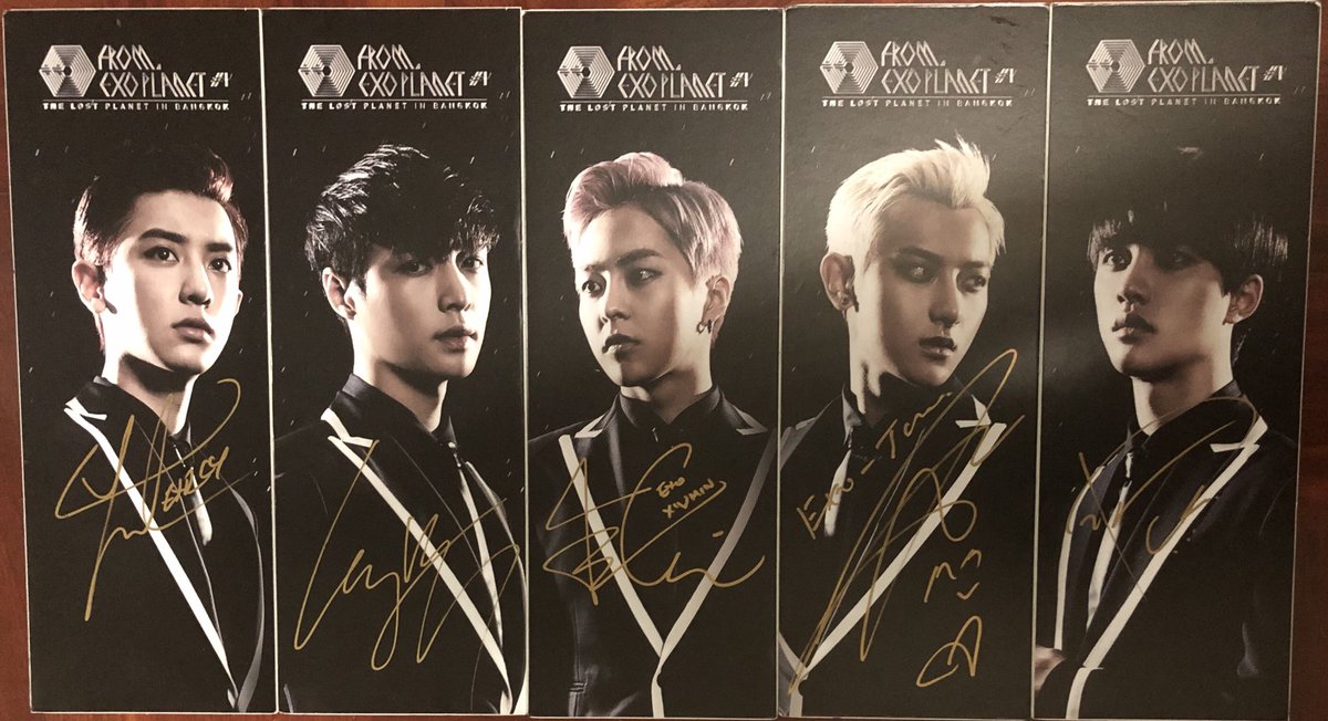 PoPoToeY's tweet photo. [sell] Exo real sign on foamboard Size: 6x16.5” Chanyeol 2,000฿/ Lay 1,500฿/ Xiumin 1,500฿/ Tao 1,500฿/ Do 1,500฿
กทม.ขอดูของจริงและนัดรับได้ค่ะ ลายเซ็นสดแท้100% #EXO #CHANYEOL #XIUMIN #kyungsoo #EXOPlanetinBKK #EXOElyXiOninBKK #ตลาดนัดEXO #SMTOWNinDubaiEXO https://t.co/lWVpvjCdIx
