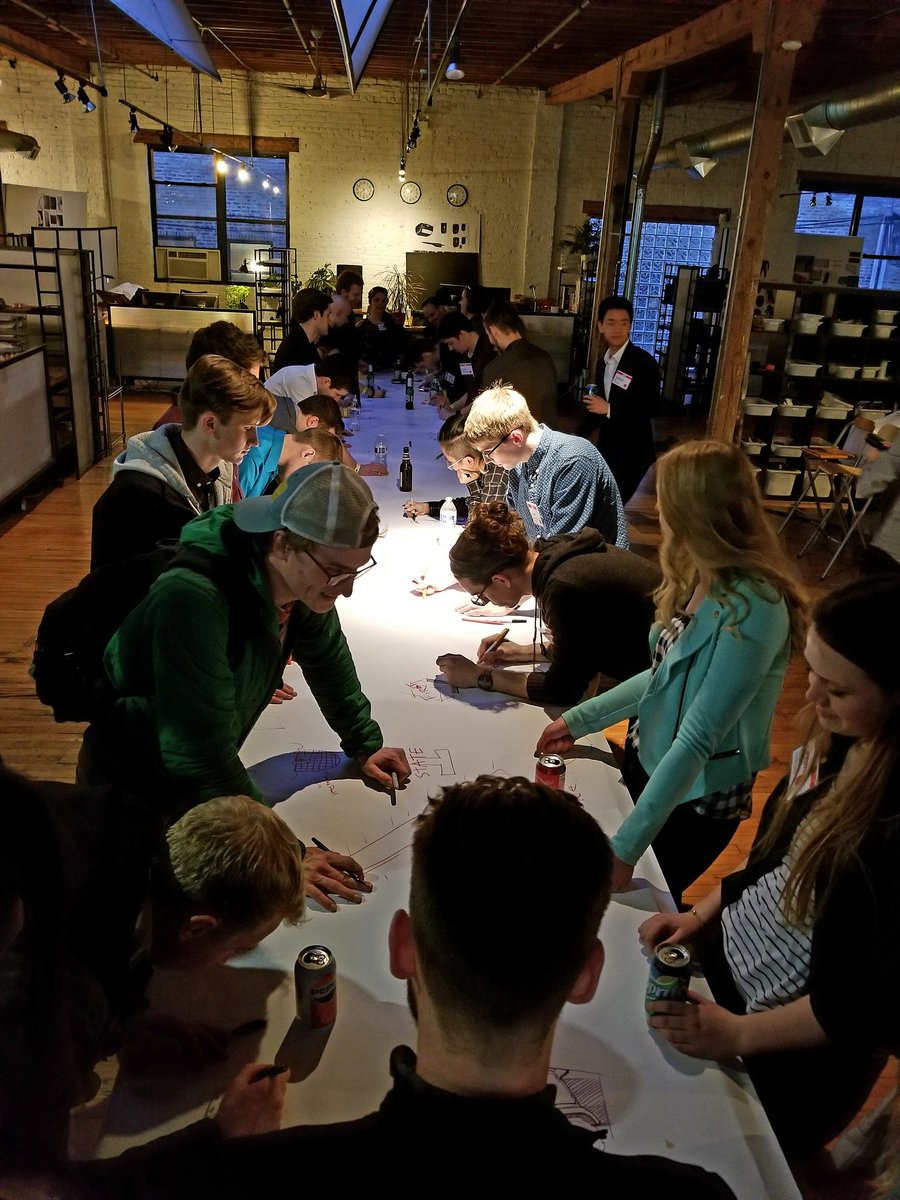 IDSA's tweet photo. There's a hole lot of mingling and sketching going on at @teamsdesign! #IDSAMWDDC https://t.co/s0lGGO0tRt