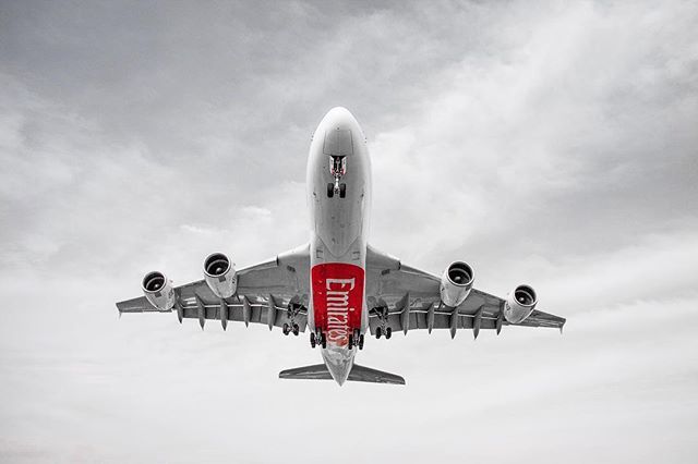 KJamnadasPhoto's tweet photo. Man Made .
.
.
#emirates #plabe #airbus #canon #canonphotography #canonusa #canoncanada #emiratesairline #blackandred #depthobsessed #instagram #photography #photographer #touchdown #landing #lookup https://t.co/Y2eRmM2P5S https://t.co/FcGGN6Linv