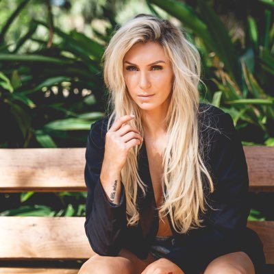 CharlotteFliar's tweet photo. #NewProfilePic https://t.co/Jm0Yjyftua