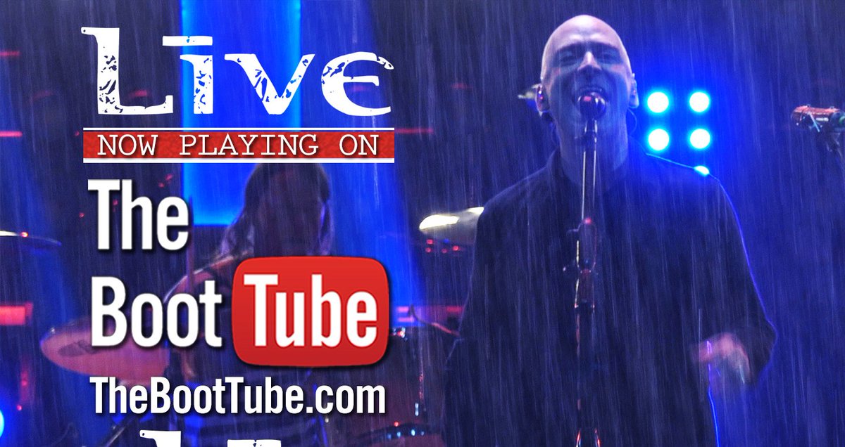 TheBootTube's tweet photo. Watch @Freaks4Live performing LIVE @ottawabluesfest July 14, 2017. A rainy show that ends too early when actual lightning crashes. Fan shot in 4K. https://t.co/NBJH1twRI0 #freaks4LIVE #Ottawa #TheBootTube https://t.co/geJNUgmRzU