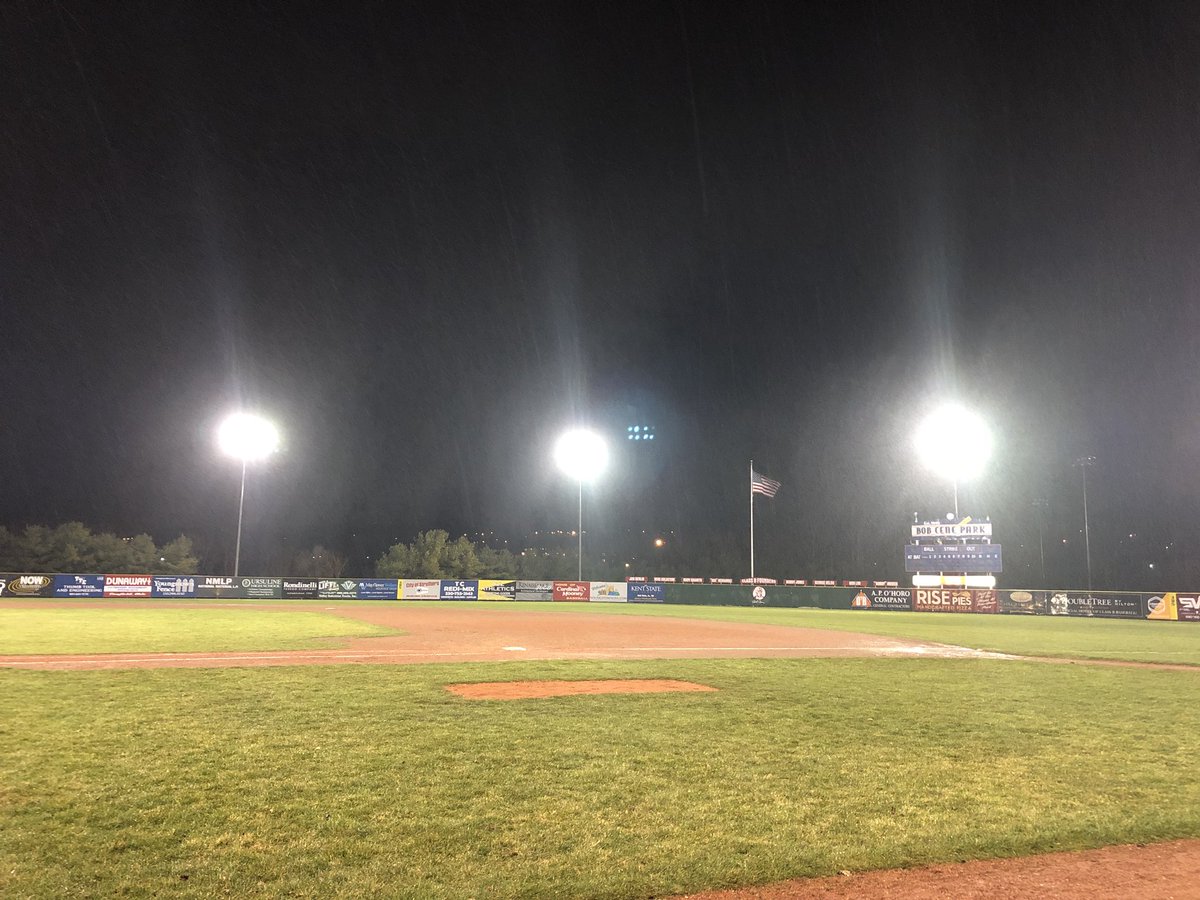 ChardonBaseball's tweet photo. Game was called after 3 innings vs @CoachDrapp. Hopefully we can see each other later this season.

Snow on April 6? Come on man! https://t.co/F5driro0hb