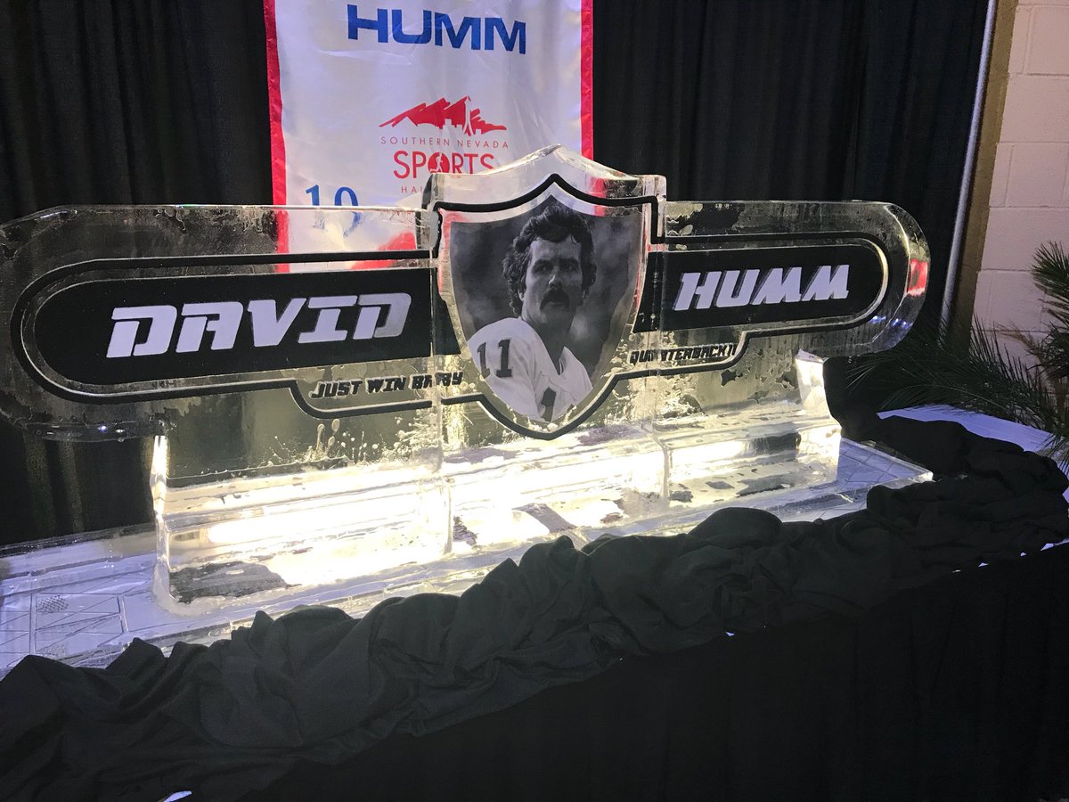 sportsxradio's tweet photo. What a great celebration of #TheHummer #11 #David Humm life - From @RAIDERS owner Mark Davis to President Marc Badain to @HuskerFBNation legendary Coach Tom Osborne To Strip Stallworth a great time @southpointlv - great job Bill Purcell - @kenthomson87 @GetTheKnaak @panish31 https://t.co/pBdHhzyn7p