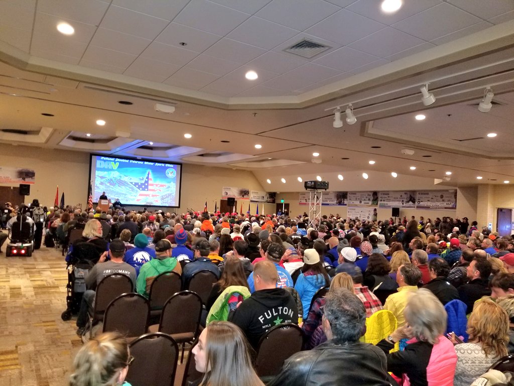 Packed house at the closing for @DAVHQ / @DeptVetAffairs #wintersportsclinic , the largest in its 32 yr history w/ over 400 #Veteran participants to include a 92 yo vet who led us in the Pledge of Allegiance! Great closing to a miraculous week that #DeloitteSupports @deloittegov