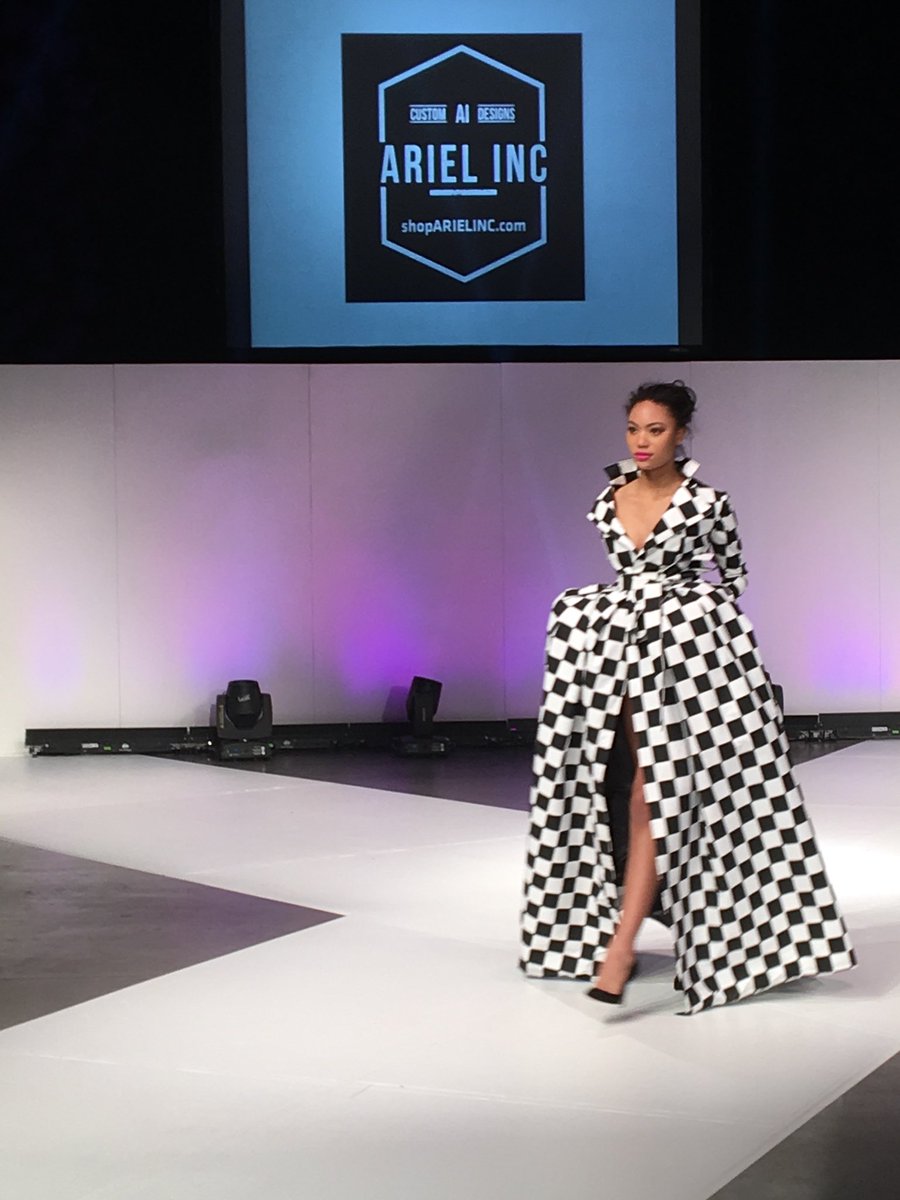 NashFashWeek's tweet photo. @ArielIncDesigns kicking night three off! 💛✨#whynfw https://t.co/aWk4Trhek5