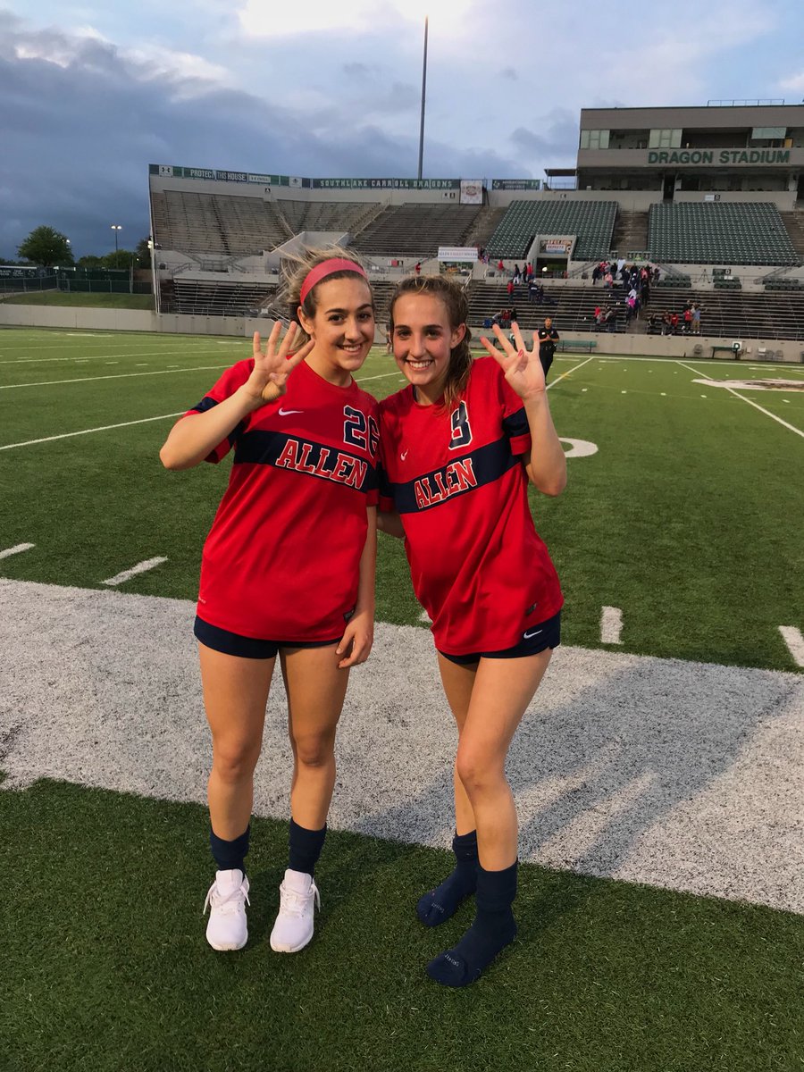 jcolbert0013's tweet photo. ROUND 4!!!! #RoadToSTATE18 #brokethecurse https://t.co/Zf1mpA94cw
