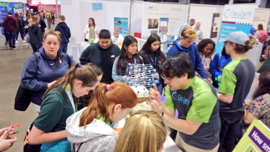 NanoEarthVT's tweet photo. Thanks for having us @usasciencefest #scifest at your #sneakpeekfriday! Here are more photos from today. We engaged with more than 1000 students about #nanotechnology! We'll be back tomorrow 💪 @VTSuN @ICTASVT @VT_Science @VTEngineering @virginia_tech https://t.co/LXfbEnMM2O