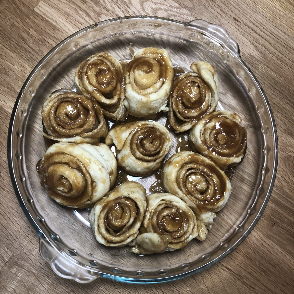 DeeGuardia's tweet photo. Homemade pizza dough? Gotta use the leftovers for sticky buns. #cooking #baking #leftovers #fridaycheat https://t.co/YfzPjuP0v1
