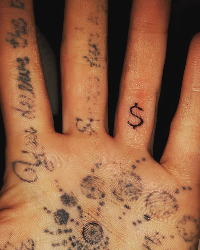 iamkanaska's tweet image. #inked this #moneysign #tattoo on my finger tonight. Inking my book cover right now, will publish this month. Stay tuned. ;) #selftattooing #manifest #powerofthemind #lawofattraction #wealth #money 
#newbookcoming #NewBook #TheAbducted #fictionwriter #horrorwriter #tattoos