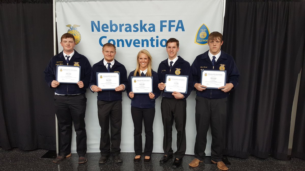 CrossCoFFA's tweet photo. Nothing can express how extremely proud I am of these 5 students. 2 are founding members, 2 started as a sophomore, and 1 transferred in. Where ever you are, you can strive for excellence. Put in the work and you will get there. Congrats on your State FFA Degree! #MakeItCount18 https://t.co/xTLo654IGb