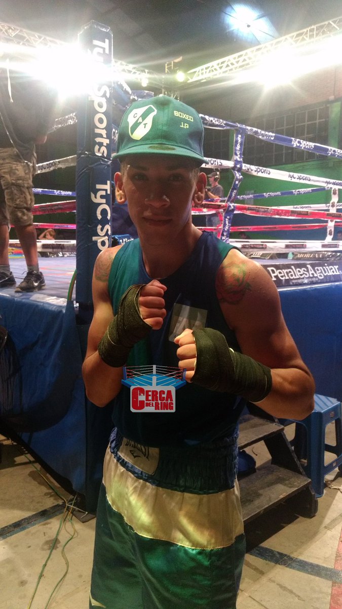 cercadelring's tweet photo. Quinto combate amateur de la noche en el Estadio José María Gatica, en categoría 64kg #OscarRivero le ganó por puntos a #UrielGonzález #CDREnTodosLados #CercadelRing #CDREnElGatica https://t.co/hrx2wgoBqp