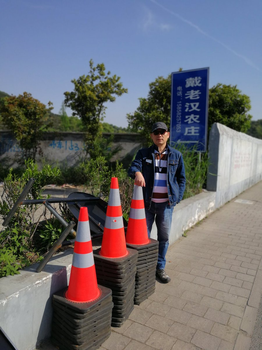 I am a practitioner of road safety.
