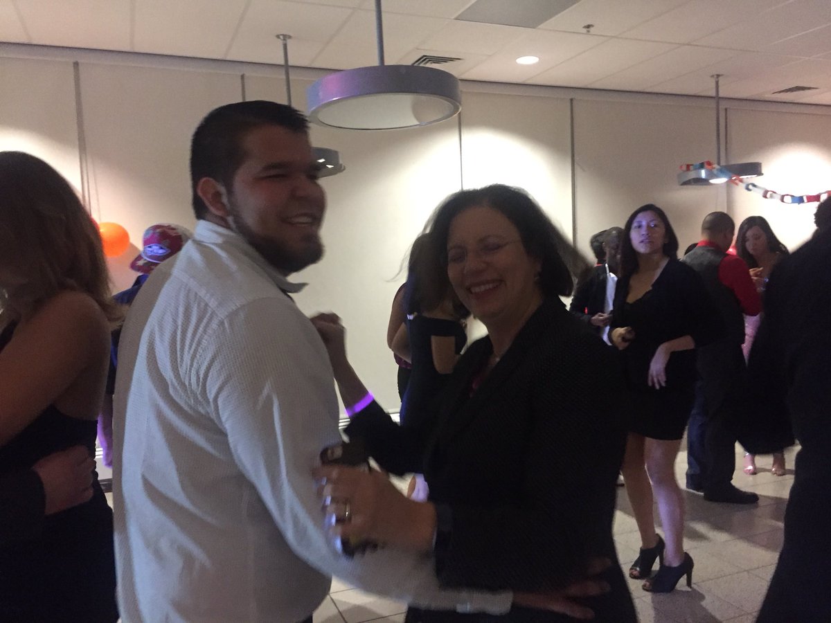 loactivities's tweet photo. Hispanic student association Latin Dance Night! 💃🏼 #studentLife #NOVA https://t.co/woCk6lRAby