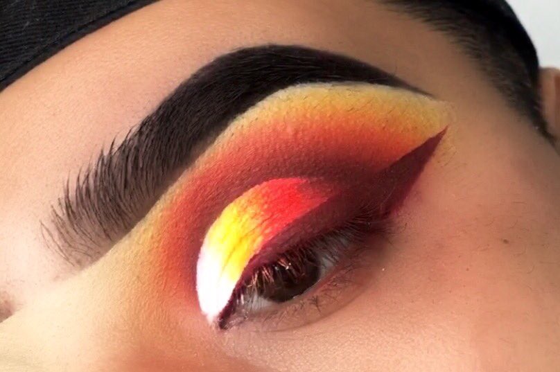 glamorousjaay's tweet photo. Recreated this look I saw on @plouiseacademy  🌅🌅#abhdipbrowpomade #ABH #Dipbrow #MorpheBabe #morphebreushes #morphe35b #NYXProfessionalMakeup #malemua #makeup #cutcrease @ABHcosmetics @MorpheBrushes @NyxCosmetics https://t.co/fIsmOEYy5g