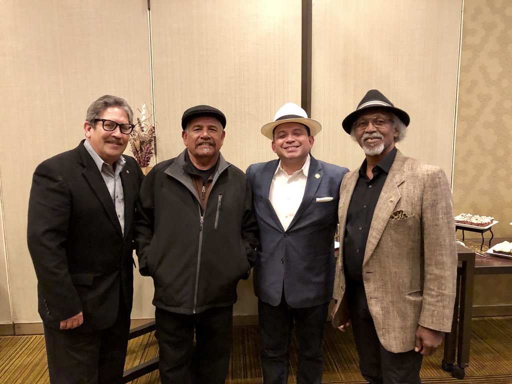 SupervisorAlejo's tweet photo. Love supporting my good friend, Senator #BillMonning, at his Quincienera birthday🎂event tonight in Monterey! Happy birthday, hermano Memo! Salud🍾! Proud to see my former Assembly colleague & now the new President Pro Tem of the State Senate @SenToniAtkins! #LovingMontereyCounty https://t.co/LsOqX1ZPrX