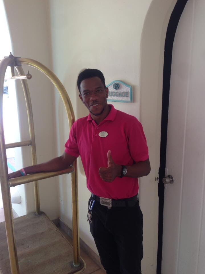 jay_eatz's tweet photo. @AlmondBarbados Some of my favourite memories at #AlmondBeachResort are of staff and #sunsets https://t.co/RFZT8ym5R6