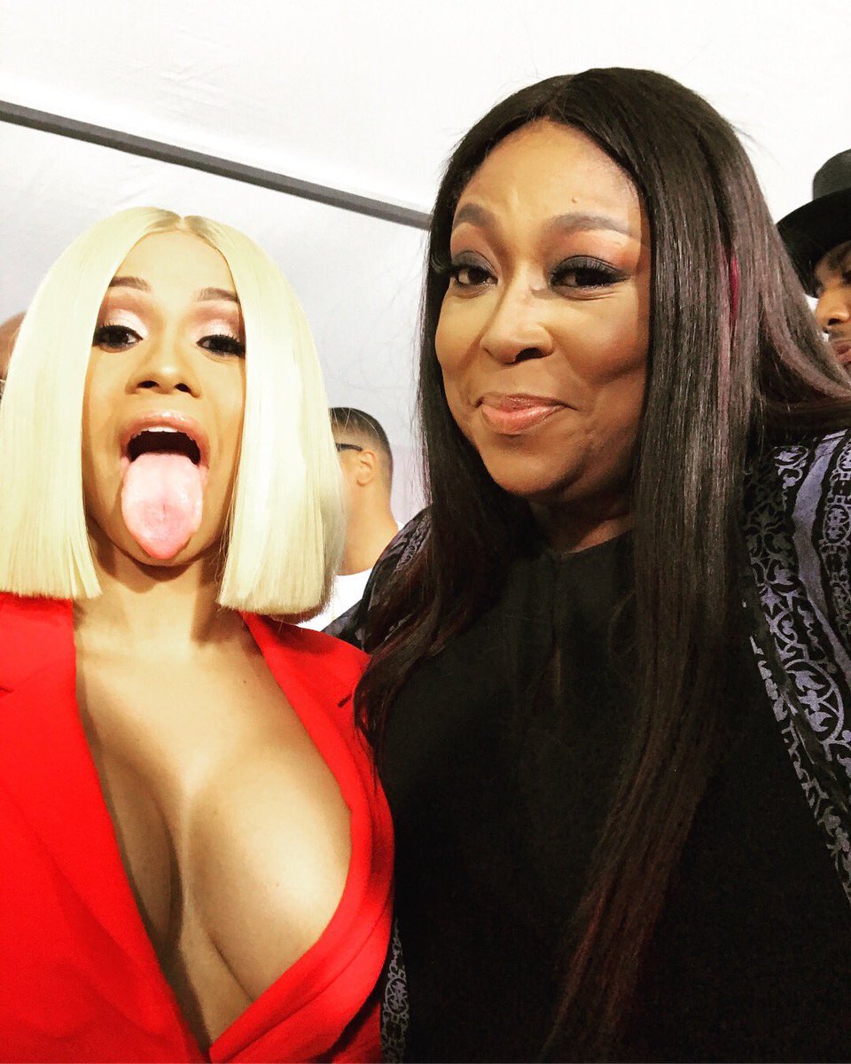 SultanOfSolo's tweet image. #DatMouf