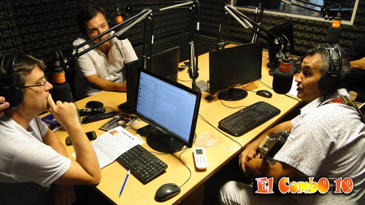 #Prensa #ElCombo10 - Programa: #ConElMismoAcento - <a href="/Radio_Eme/">Radio EME</a> #SantaFe - Junto @<a href="/mariogaloppo/">Mario Galoppo</a>
