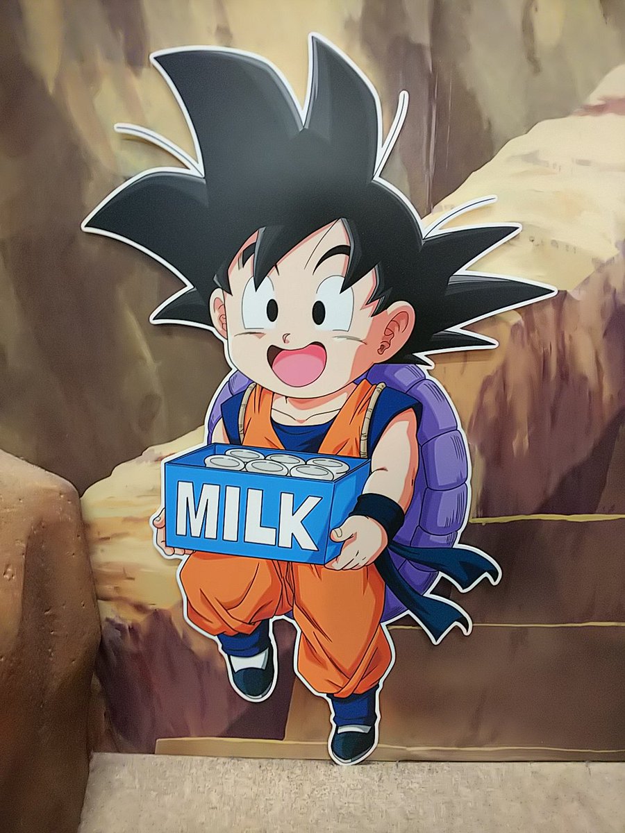 ペキンさん Di Twitter 牛乳配達のトラ天が可愛かった あとカプセルコーポの重力室の再現も毎度ながら感心する ちゃんとしてる