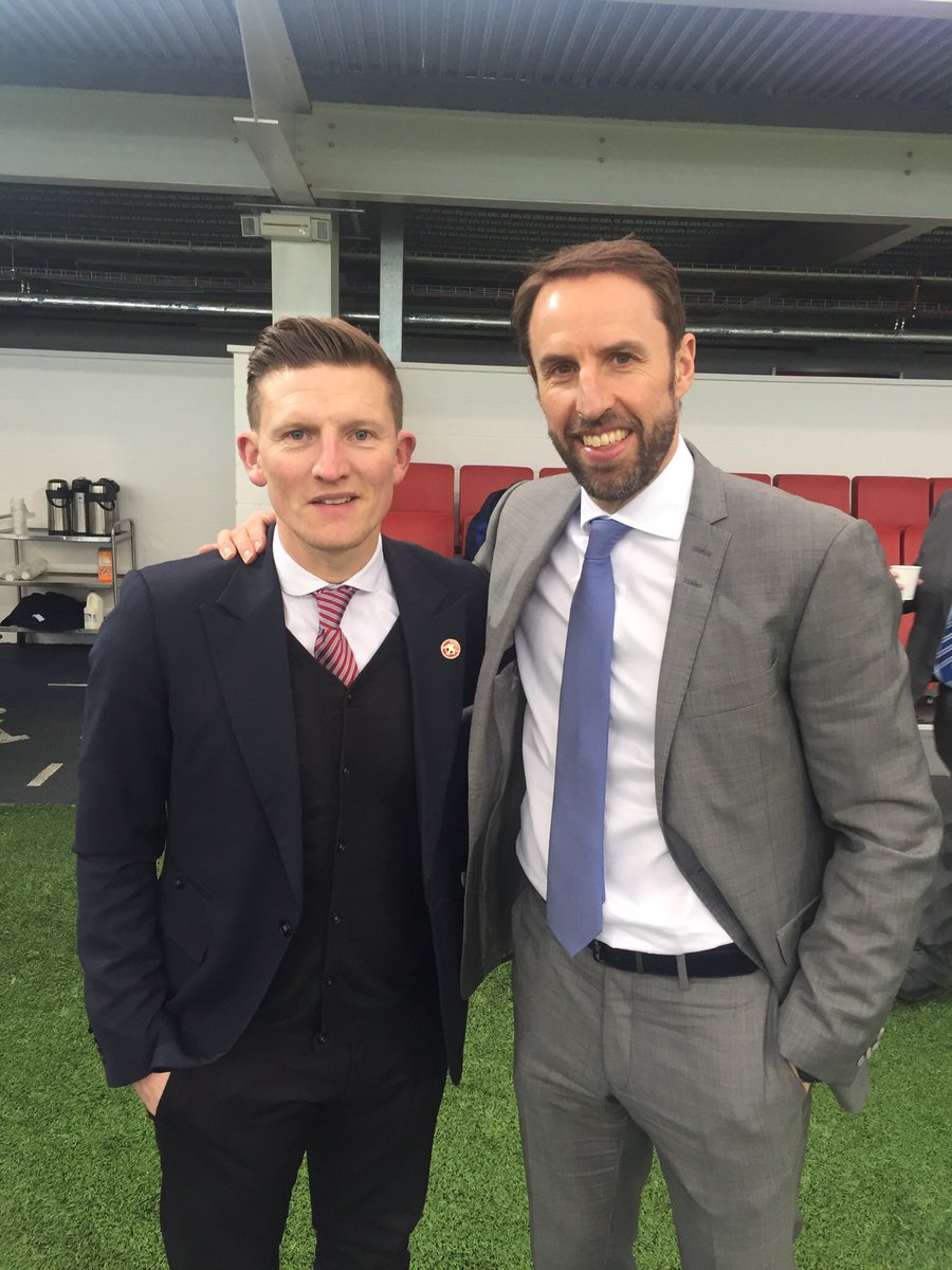 Meeting up with the England 🏴󠁧󠁢󠁥󠁮󠁧󠁿 National coach Gareth Southgate yesterday @ the Euro U17 draw , 
Wished him all the best in the World Cup from all at Ace 💜⚽️👌