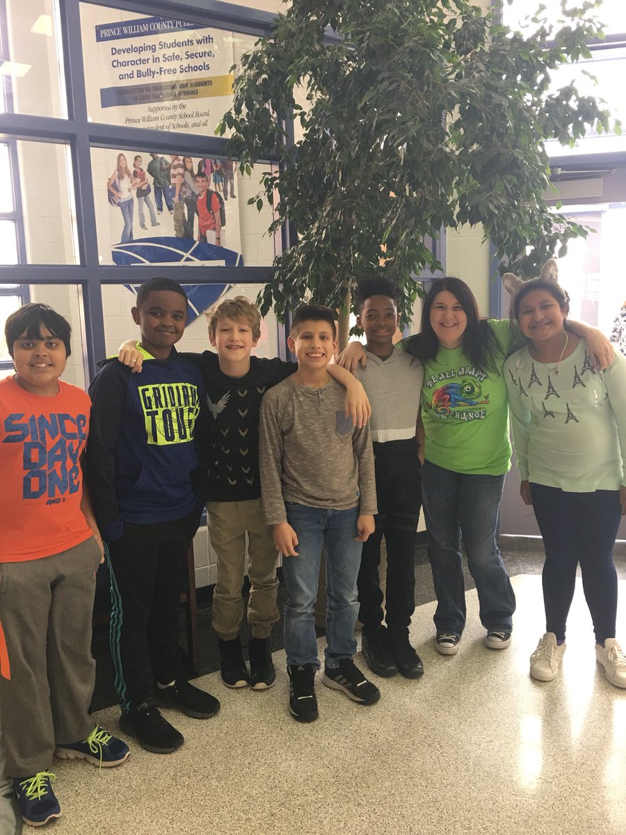 SWANSPrincipal's tweet photo. These 5th graders are ready to “Bring It” tomorrow at the Regional Science Fair! So proud of each of them! @SwansCreekES #WeAreSwans #readytoimpress https://t.co/rSvB8WdbQz