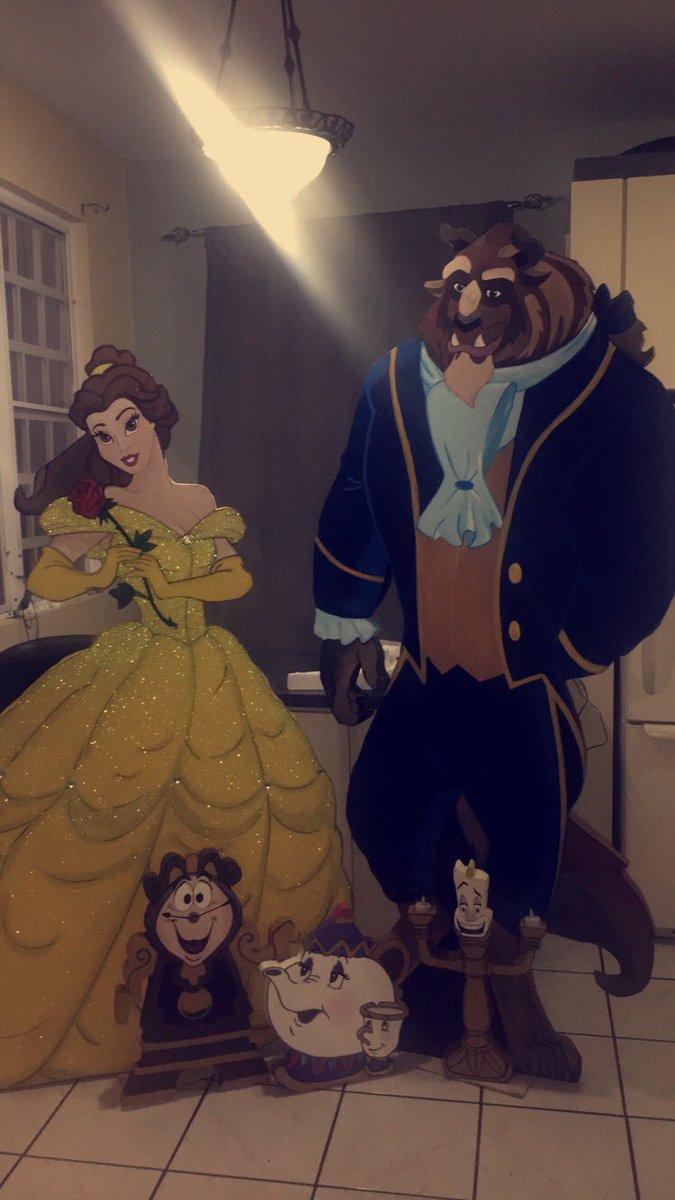 25Yaziel's tweet photo. Todos deberían conocer el talento de mi Mama ❤️ https://t.co/oCeT5yzMG8