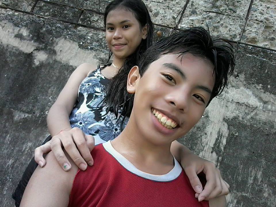 reyes07102003's tweet photo. ekayyy&geyl lang sapat na kaibigan ko😘😇
#bessywap https://t.co/t7BVU13ZGT