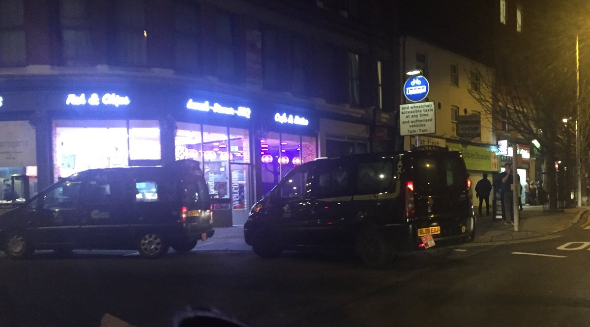 passenger_first's tweet photo. Outside food factory city centre nottingham, picking illegal, no shame .@Rushcliffe , @NCCLicensing https://t.co/yPJWt3a9HY