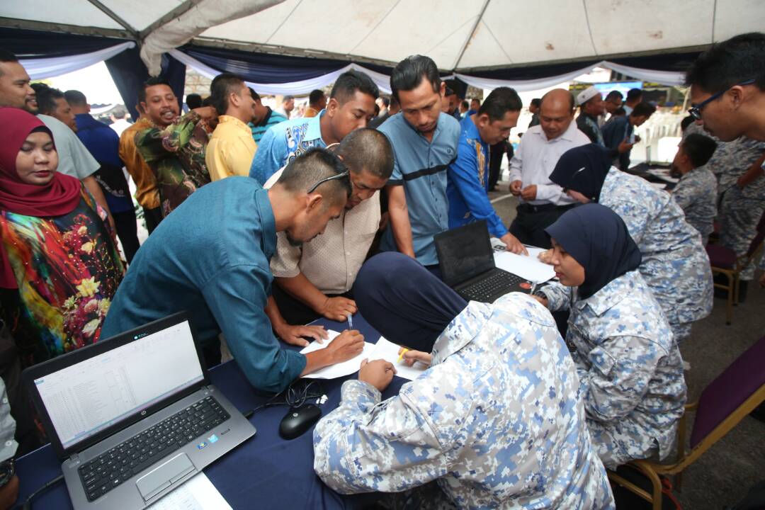 MPA_Barat's tweet photo. Sebahagian dari 925 #VeteranTLDM yg hadir awal utk Majlis Fair Winds and Following Seas di Pangkalan #TLDMLumut
#NavyPeople
#Kebajikan
#PerkasaPerwira
@mykamarul
@roslan1531 @tldm_rasmi @MINDEFMalaysia @MkPLTLDM @myjointforce https://t.co/NvmsI0mnJq