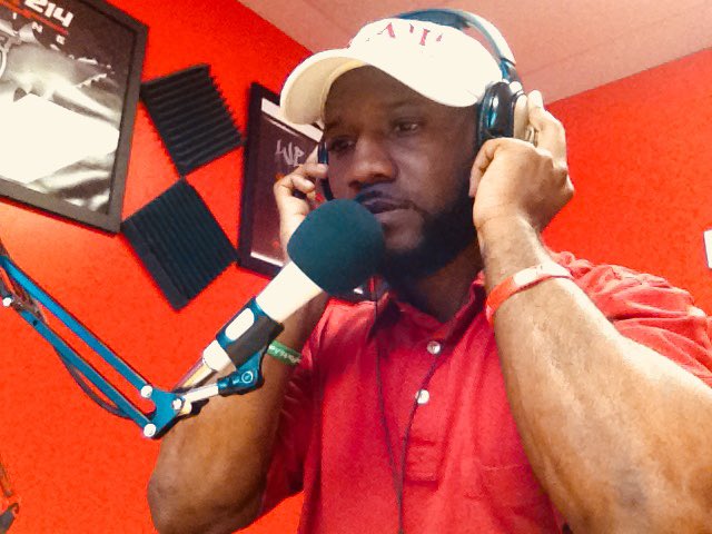 MrThinkSmart's tweet photo. I thank God for the many platform he’s causing me to gravitate to! I will forever be grateful and swing the bat at ever strike in my strike zone! Wise Man told me “You gotta crawl before you walk” thank you @PWILLIE1 #flatout
#MrThinkSmart #begreat #bepositive https://t.co/nXTl85dO9b
