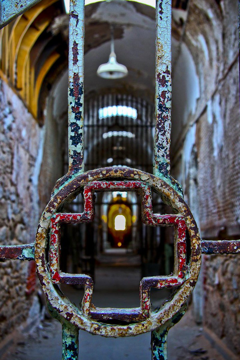 Tschudi_Davai's tweet photo. Our health care is a joke. Thanks for giving a fuck about people with needs America. #AmericaInRuins #FuckYourSystem #EastStatePenitentiary https://t.co/fqMuGJJcaz