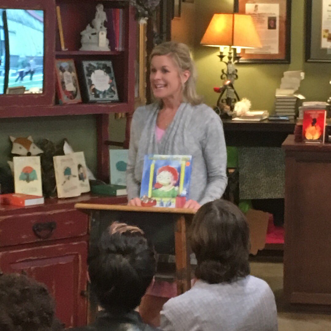 AlisonBroderick's tweet image. Truly humbled to have been selected as one of the six authors for this month’s #EmergingAuthors Program @FoxTale. To be in the company of five articulate, sharp and educated female authors - what a hoot! (Icing on the cake: Hubby came along for support.)