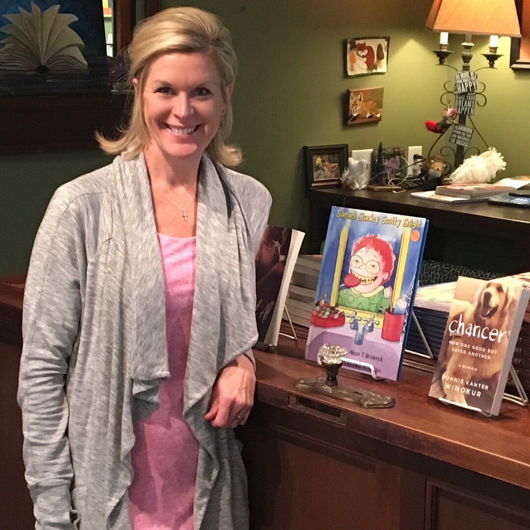 AlisonBroderick's tweet image. Truly humbled to have been selected as one of the six authors for this month’s #EmergingAuthors Program @FoxTale. To be in the company of five articulate, sharp and educated female authors - what a hoot! (Icing on the cake: Hubby came along for support.)