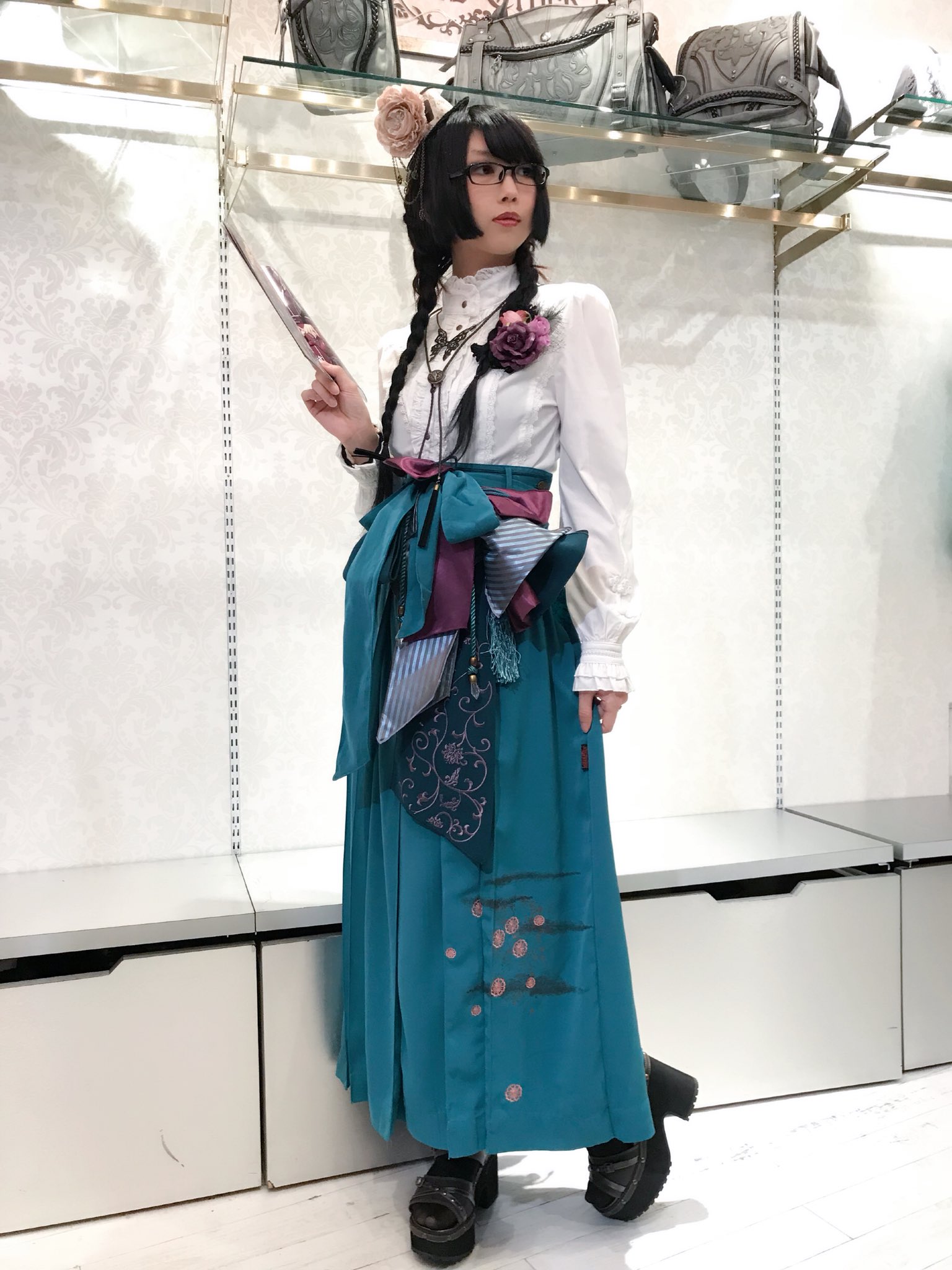 オッズオン·ロングジレ·和ゴス·M ウーステッドウールツイル ロング ジレ / 23区 | ファッション