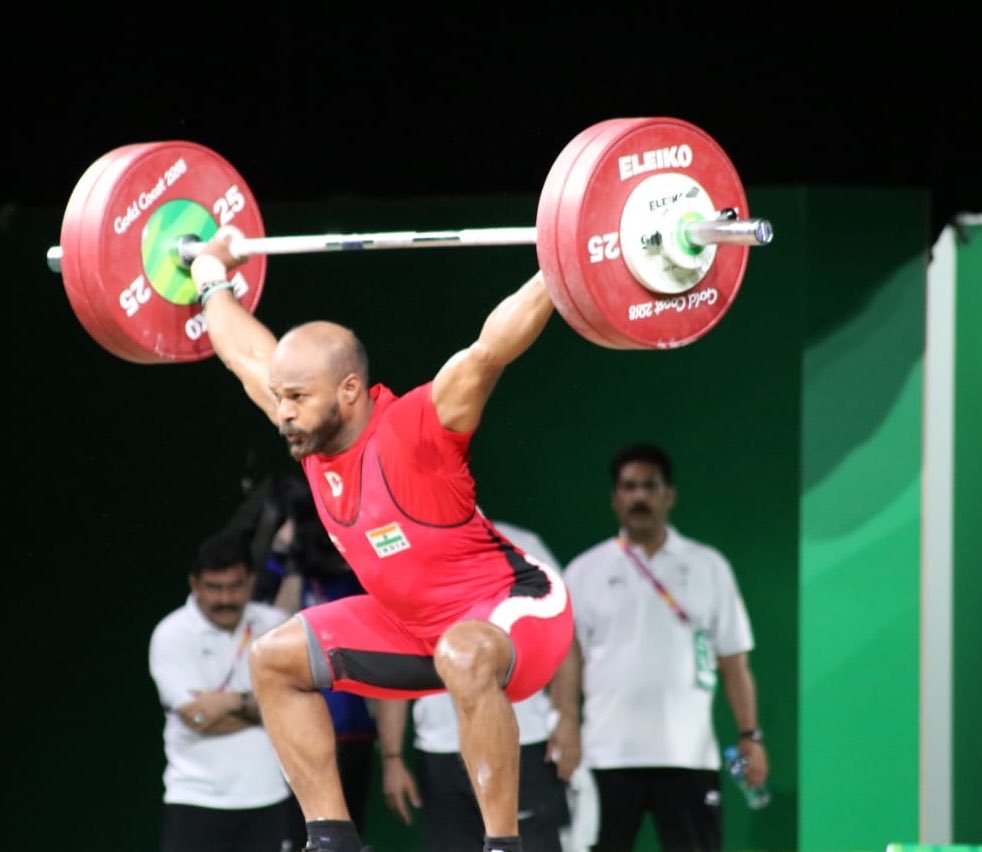 Ra_THORe's tweet photo. 3rd🥇in 3 days- an incredible performance by our unstoppable weightlifters!

Victory repeats itself! Sathish Shivalingam creates record for winning back-to-back weightlifting🥇in 77 kg at CWG. After clinching🥇in 2014 CWG, he now grabs his 2nd🥇medal at #CWG2018. Proud moment! https://t.co/DsSONGBmNc