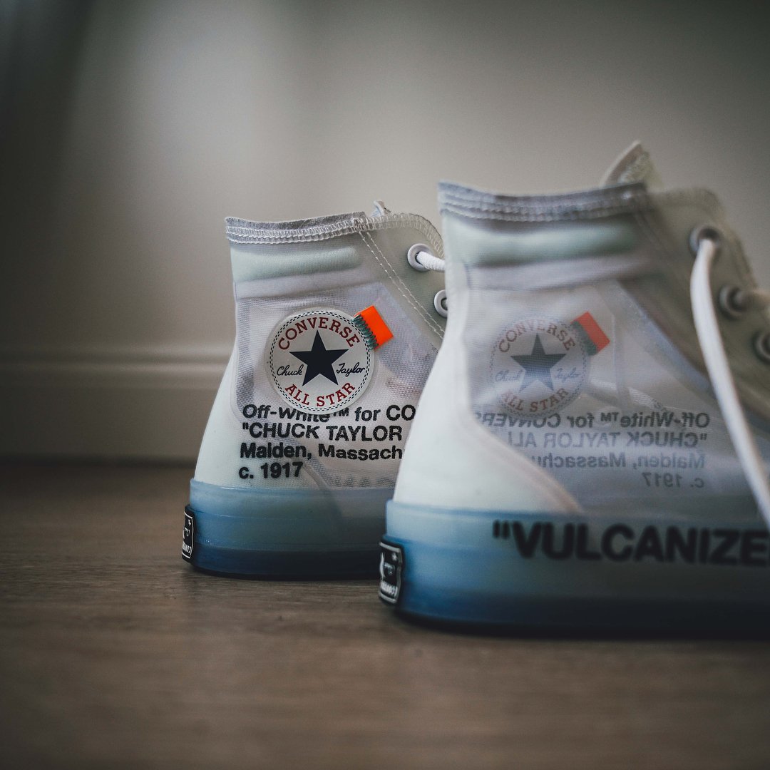 sneaker_wars's tweet photo. 【海外5月10日発売予定】 オフホワイト × ���ンバース チャックテイラー オールスター クリア ホワイト/ホワイト(161034C)
⇒https://t.co/fSg38Nw6T2
クラシックモデルに新たな創造と価値を落とし込んだコラボ作！
#sneakerwars #スニーカー #CONVERSE https://t.co/vM9NEU3FD4