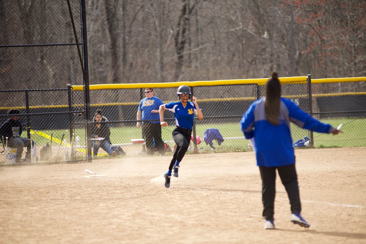bjwardsports's tweet photo. @WiseSoftball getting the hits. @WisePumaSports #softball https://t.co/cdE7Bbuzcc