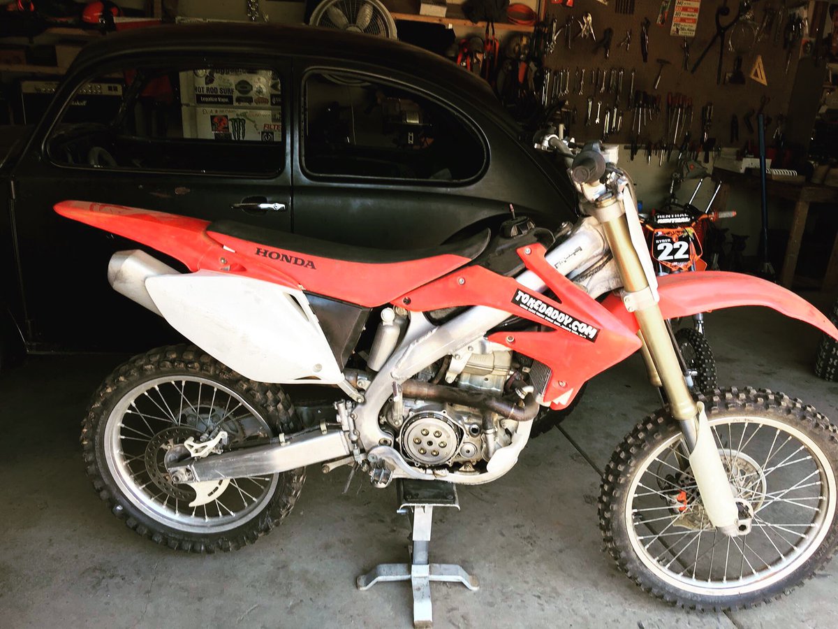 shoptokedaddy's tweet photo. Thanks for the ❤️ #TOKEDADDY #SHOPTOKEDADDY #CRF450R #HONDA #MALABANANRACING https://t.co/AlxphVlpSv