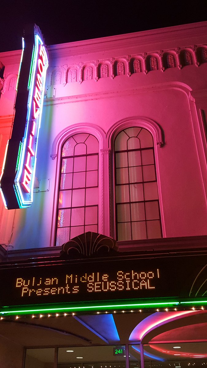 PrncplHartsoch's tweet photo. Went to opening night of Buljan's drama production of Seussical and, wow, our students were amazing!  If you weren't there tonight, be sure to check out tomorrow's per
formances at 1:00 and 7:00 at the Roseville Theater Arts Academy downtown Roseville! #buljanpride #rcsdchampions https://t.co/tFvCn33Y7N