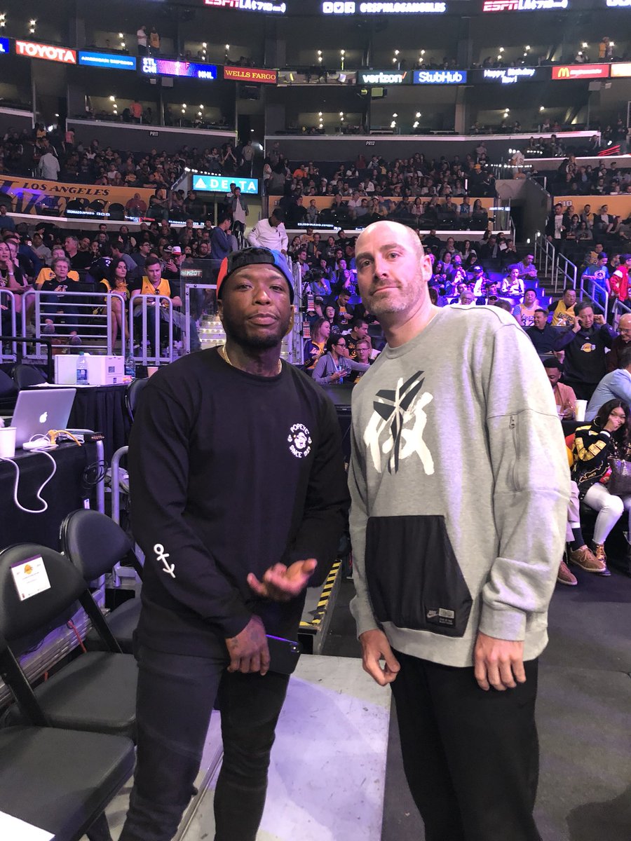 Jobe_24's tweet image. Thanks @nate_robinson for showing luv at the Lakers games.... I respect the way you played the game. #DunkChamp #GotHoward