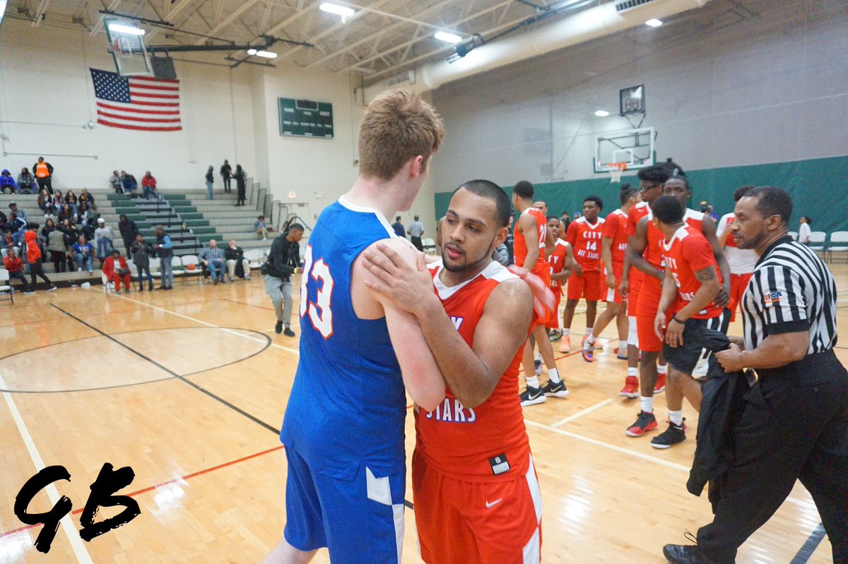 getbuckets_chi's tweet photo. Team Talen defeats Team Zion 124-123.
City > Suburbs.
#CitySubASG https://t.co/7YMF6V51Nc
