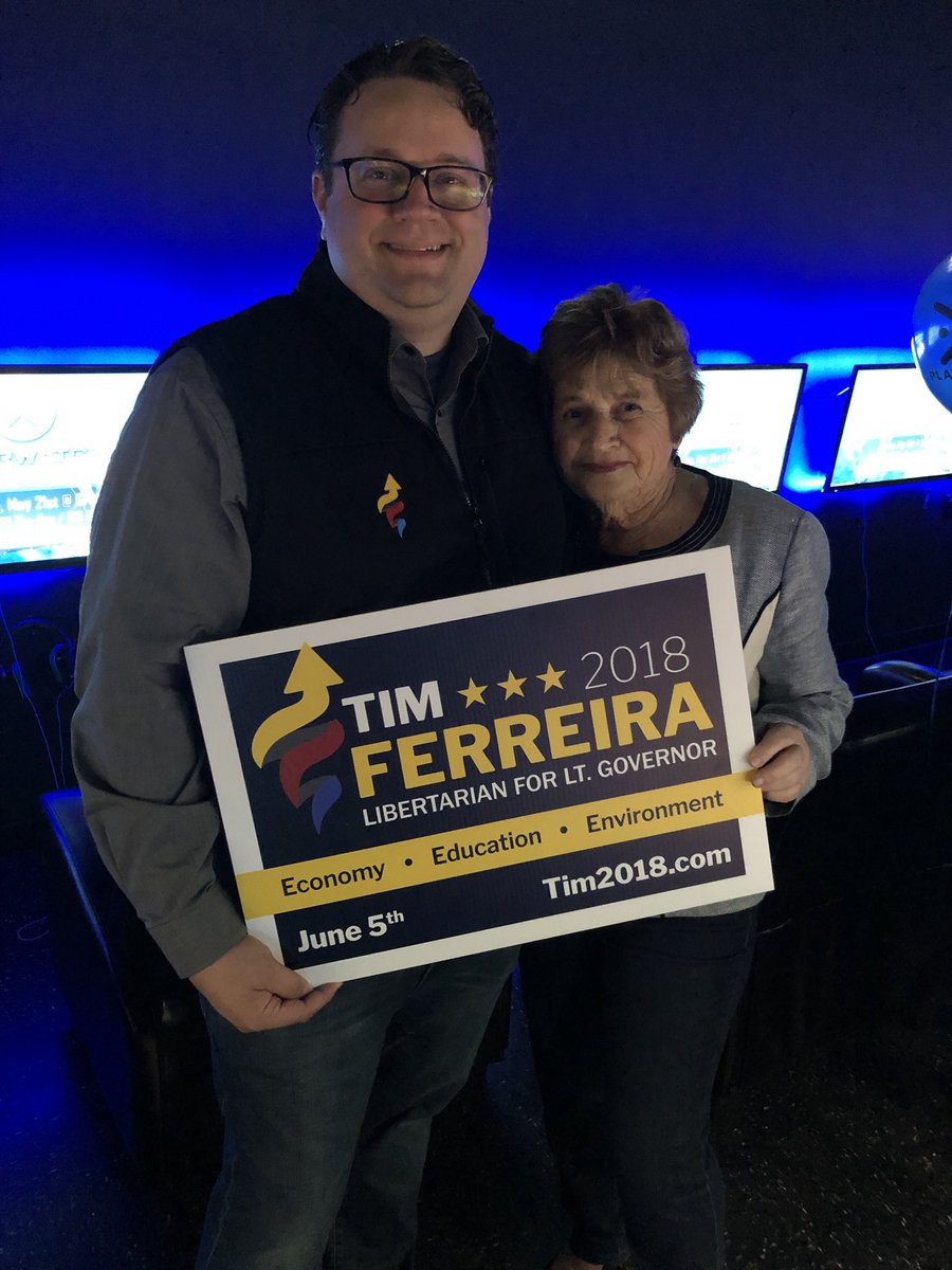 Tim2018Official's tweet image. That’s a wrap! Thanks, #Modesto and all of my supporters for a great night! Don’t forget to vote on June 5th! #Tim2018 #vote #libertarian