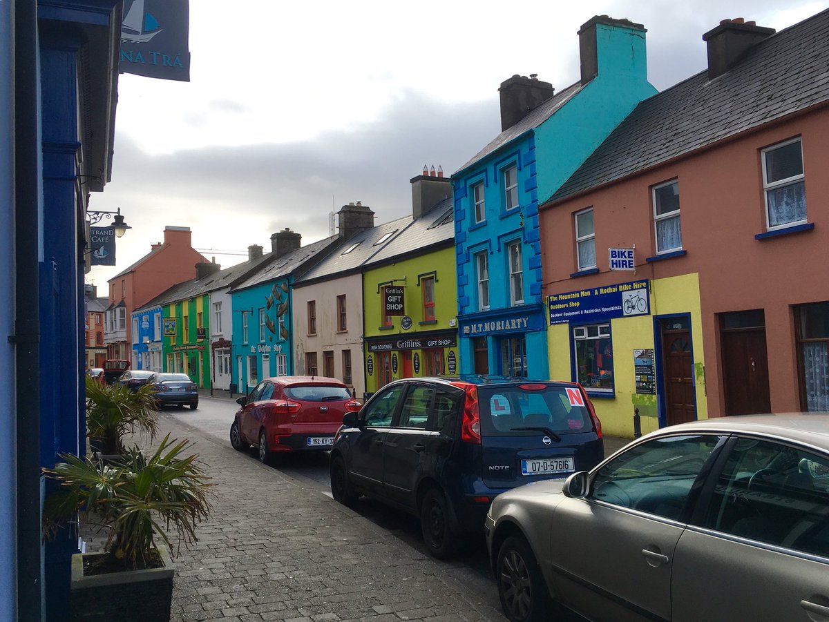 seag1rl's tweet photo. The rainbow hued streets of Dingle :) https://t.co/NrlBL421FQ