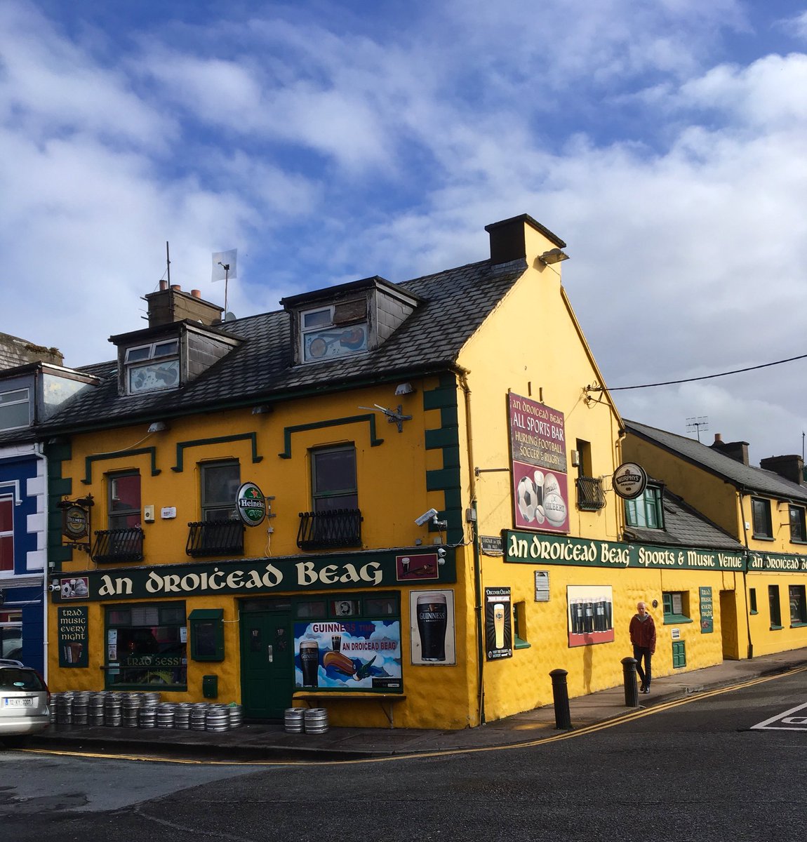 seag1rl's tweet photo. The rainbow hued streets of Dingle :) https://t.co/NrlBL421FQ