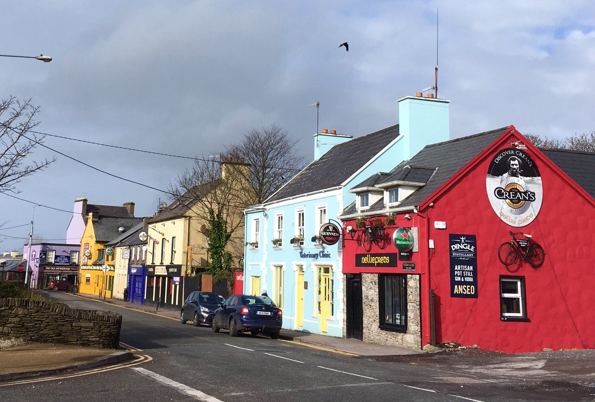 seag1rl's tweet photo. The rainbow hued streets of Dingle :) https://t.co/NrlBL421FQ