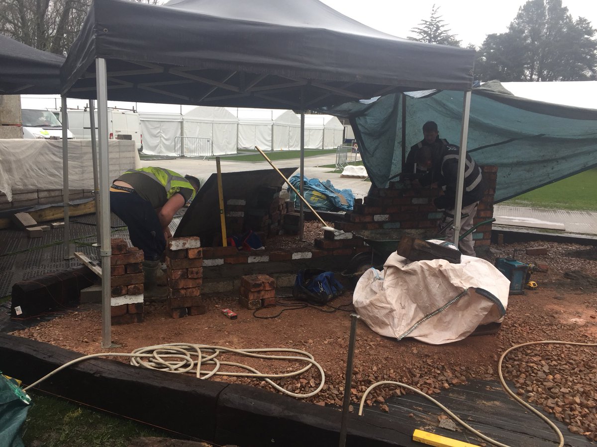 PamCreedGD's tweet photo. Day 5. Good old Welsh rain today. But Jamie, Andrew and Ashley are dry and the plants are happy https://t.co/RQ2pxgXNmL